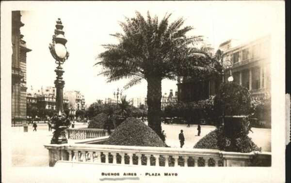 Buenos Aires Plaza Mayo