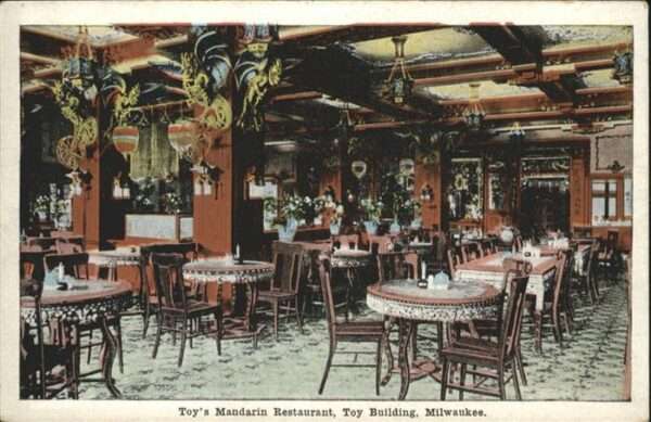 Milwaukee Wisconsin Toys Mandarin Restaurant