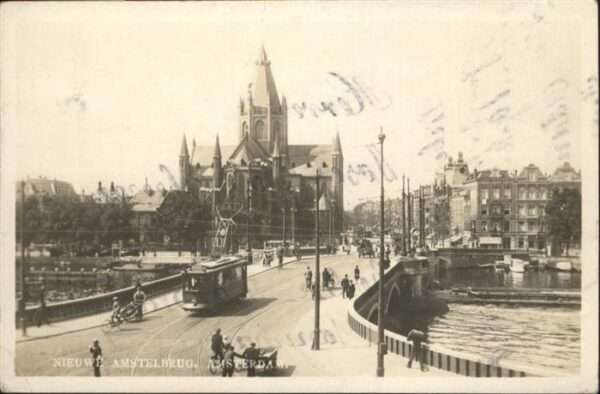Amsterdam Niederlande Nieuwe Amstelbrug Strassenbahn Brücke