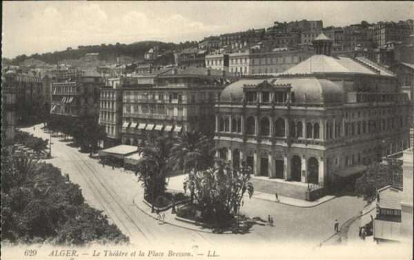 Alger Algerien Le Theatre et la Place Bresson Theater