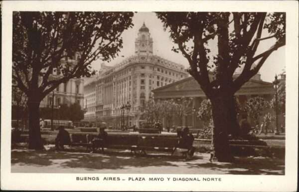 Buenos Aires Plaza Mayo Y Diagonal Norte Park