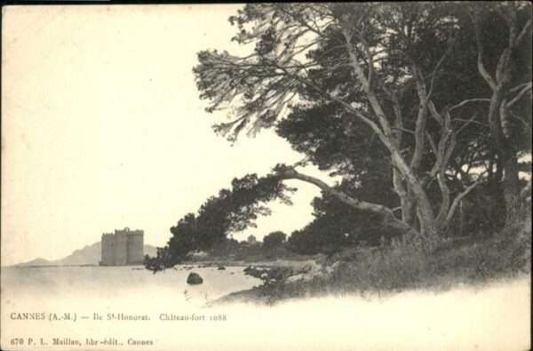 Cannes Alpes-Maritimes Ile St. Honorat
Chateau-fort 1088