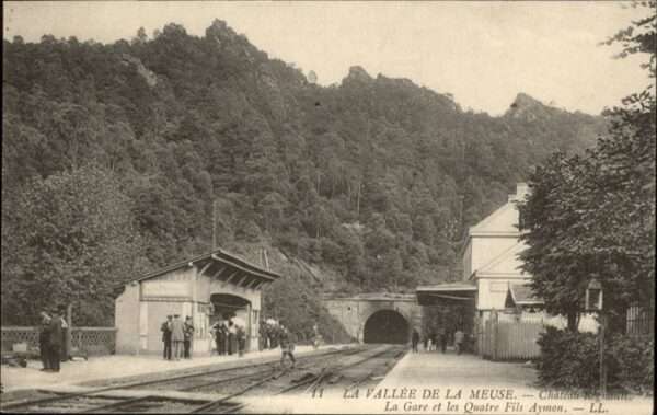 Bogny-sur-Meuse Chateau Regnault