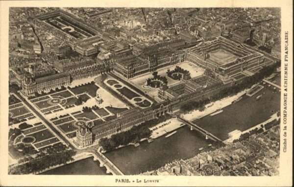 Paris Louvre Fliegeraufnahme Brücke
