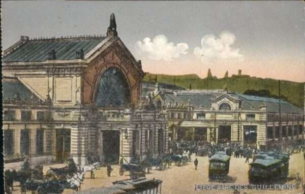 Liege Luettich Gare Guillemins Strassenbahn Kutsche