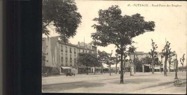 Puteaux Rond Point des Bergeres