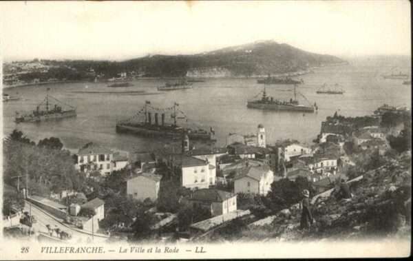 Villefranche-sur-Mer 06 La Ville La Rade