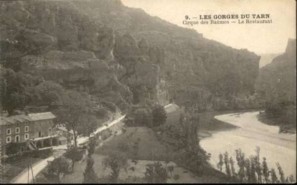 Millau Aveyron Les Gorges du Tarn Cirque des Baumes