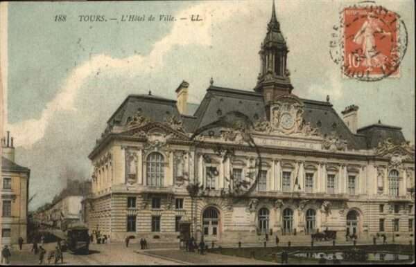 Tours Indre-et-Loire l_Hotel de Ville