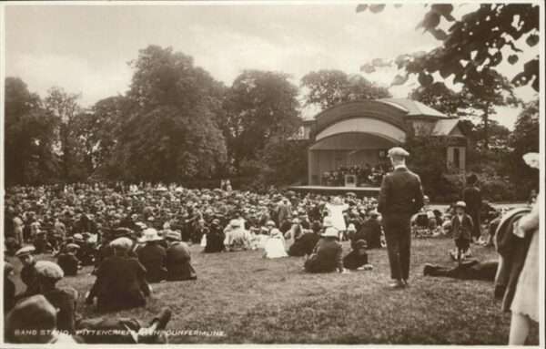 Dunfermline Illinois Band Stand