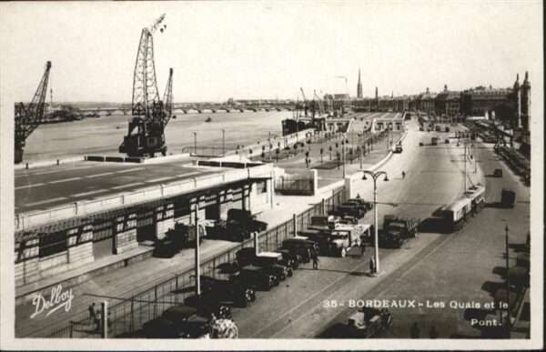 Bordeaux Les Quais le Pont