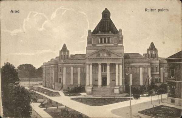 Arad Kultur palota