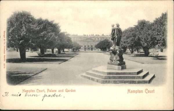 Hampton Court Palace Garden