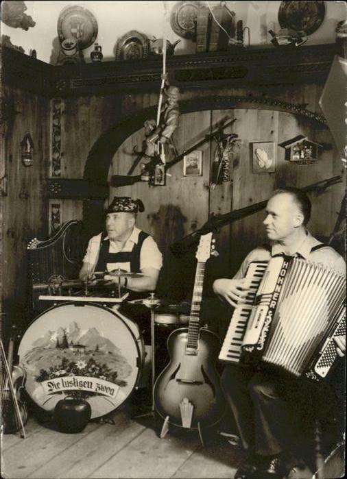Akkordeon Gitarre