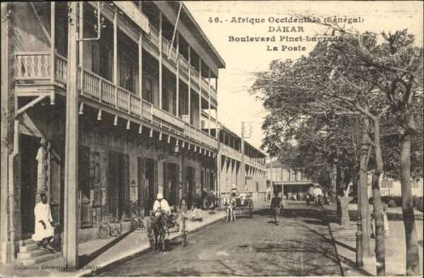 Dakar Afrique Occidentale
Boulevard Pinet-La