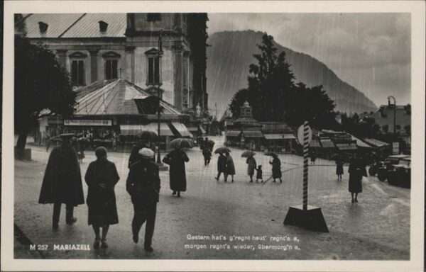 Mariazell Steiermark Regen Regenschirm