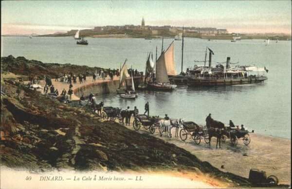 Dinard 35 la Cale a Maree basse