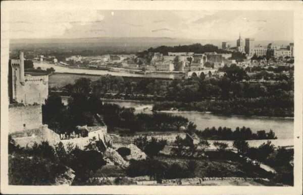Avignon Vaucluse la tour de Philippe-le-Bel Palais des P