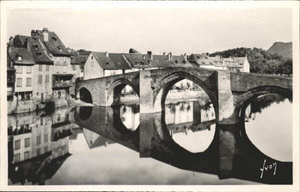 Espalion Pont-Vieux le Lot