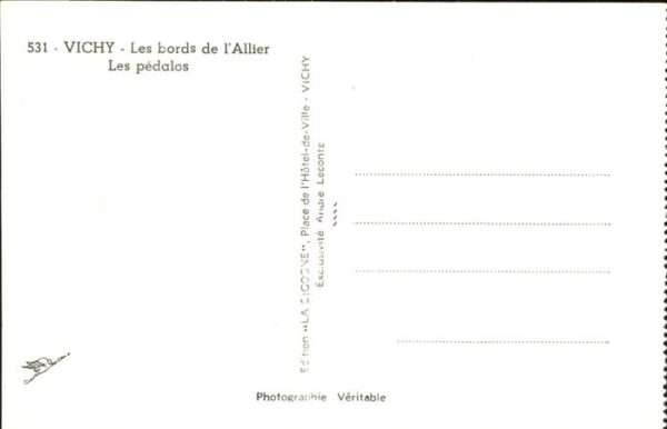 Vichy Allier les bords de l'Allier les pedalos – Bild 2