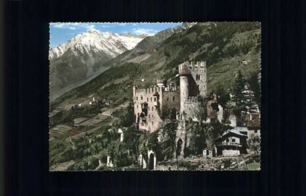 Merano Meran Castel Fontana
Brunnenburg