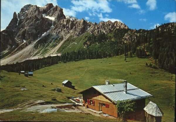 Sesto Sexten Suedtirol Rifugio Rudi Hütte Rotwandwiesen