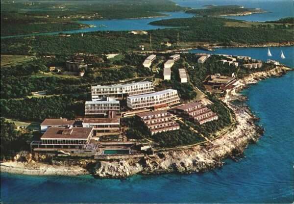 Pola Pula Croatia Zlatne Stijene