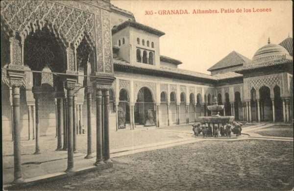 Granada Andalucia Alhambra Patio de los Leones