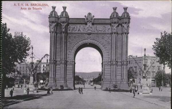 Barcelona Cataluna Arco de Triunfo