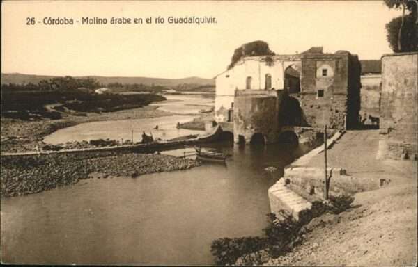 Cordoba Andalucia Molino arabe en el rio Guadalquivir
