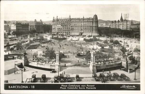 Barcelona Cataluna Placa Catalunya vers Ponent