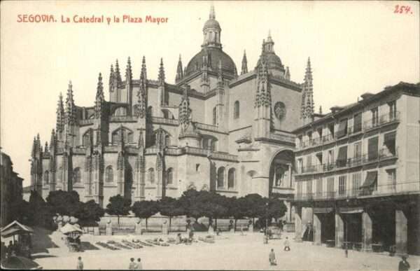 Segovia La Catedral y la Plaza Mayor