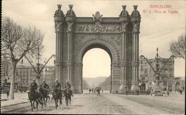 Barcelona Cataluna Arco de Triunfo