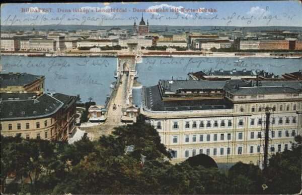 Budapest Duna latkep a Lanczhiddal Donauansicht