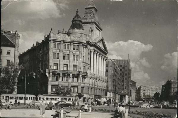 Budapest Deak Ferenc Platz