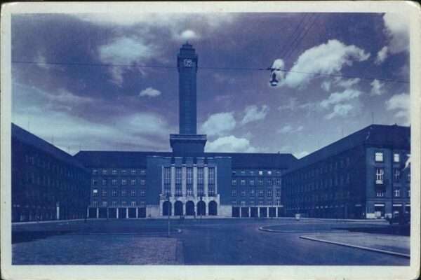 Maehrisch-Ostrau Ostrava Rathaus
