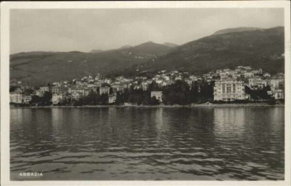 Opatija Abbazia vista generale