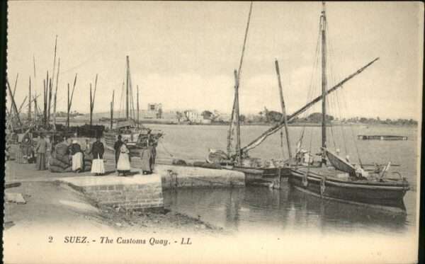 Suez Schiff Customs Quay