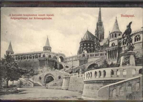 Budapest Aufgangstreppe Krönungs Kirche