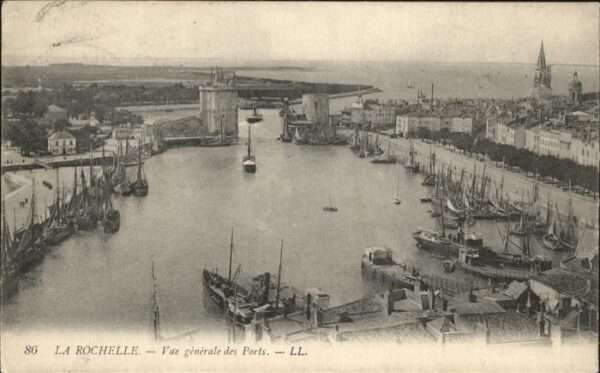 La Rochelle Charente-Maritime Vue generale des Ports