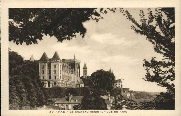 Pau 64 Chateau Henri IV Parc