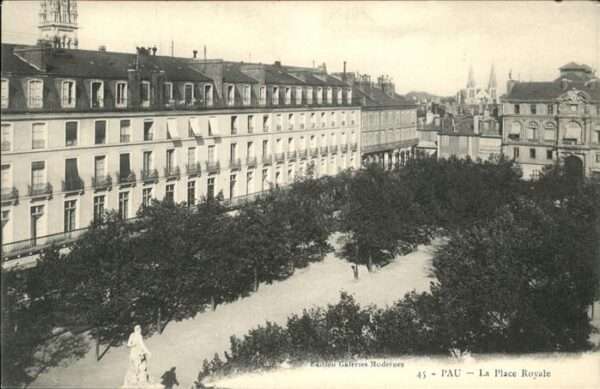 Pau 64 Place Royale