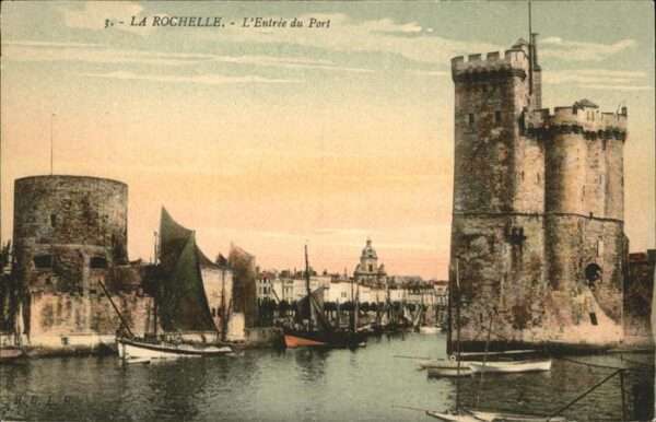 La Rochelle Charente-Maritime Entree du Port