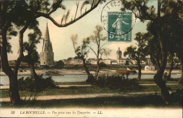 La Rochelle Charente-Maritime prise sous le Tamarins