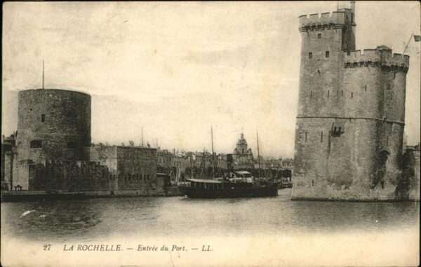 La Rochelle Charente-Maritime Entree du Port