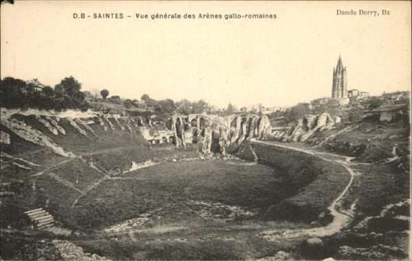 Saintes Charente-Maritime Arenes gallo Romaines