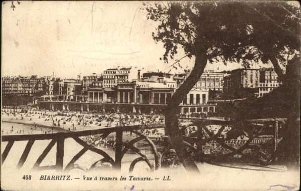 Biarritz Pyrenees Atlantiques Vue a travers les Tamaris