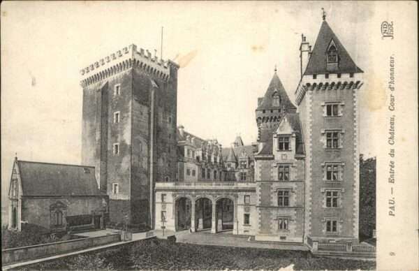 Pau 64 Chateau Entree