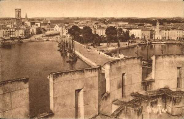 La Rochelle Charente-Maritime Tour Saint-Nicolas