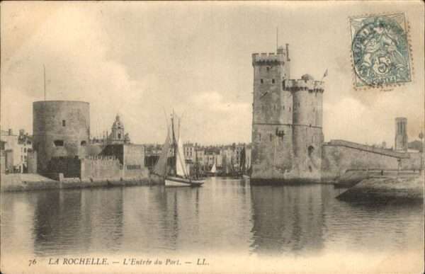 La Rochelle Charente-Maritime Entree du Port